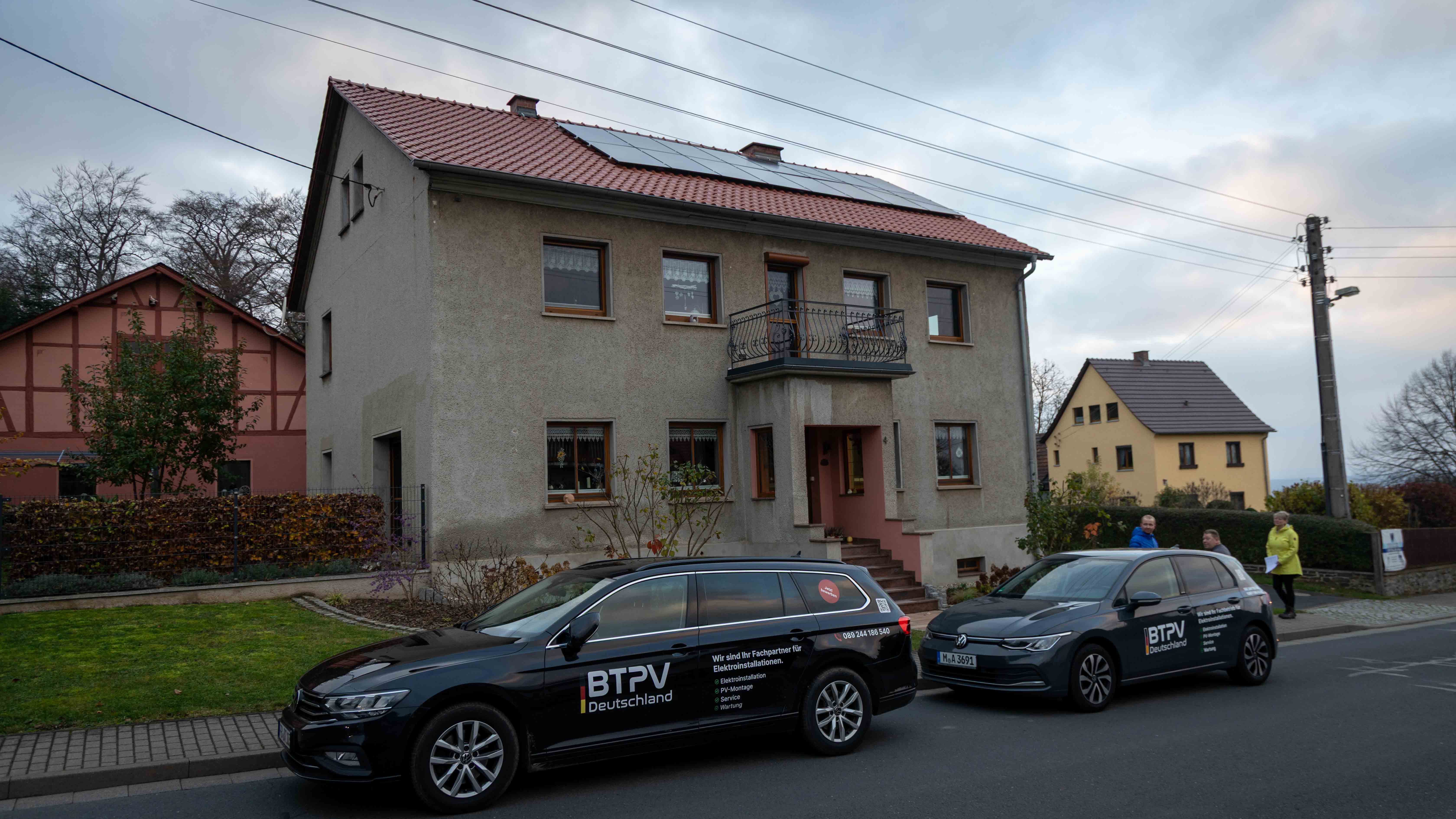 BTPV Fachkraft bei diskreter Sicherheitstechnik-Montage